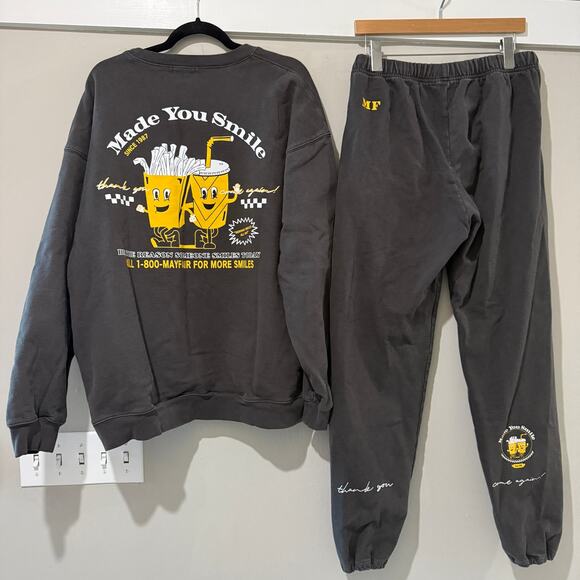 Mayfair Made You Smile Sweatshirt Joggers Group Set - Picture 4 of 5